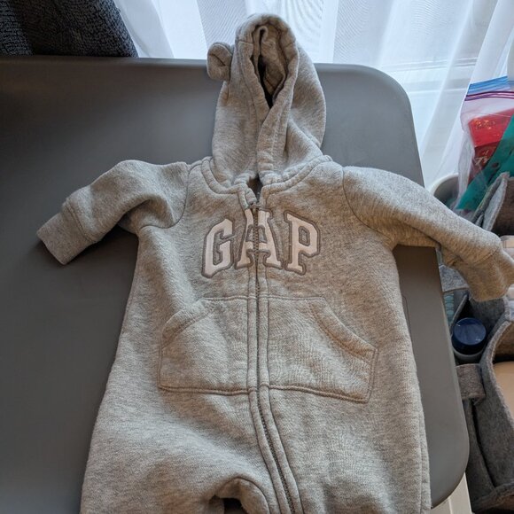 GAP bunting 0-3 months - Picture 1 of 1